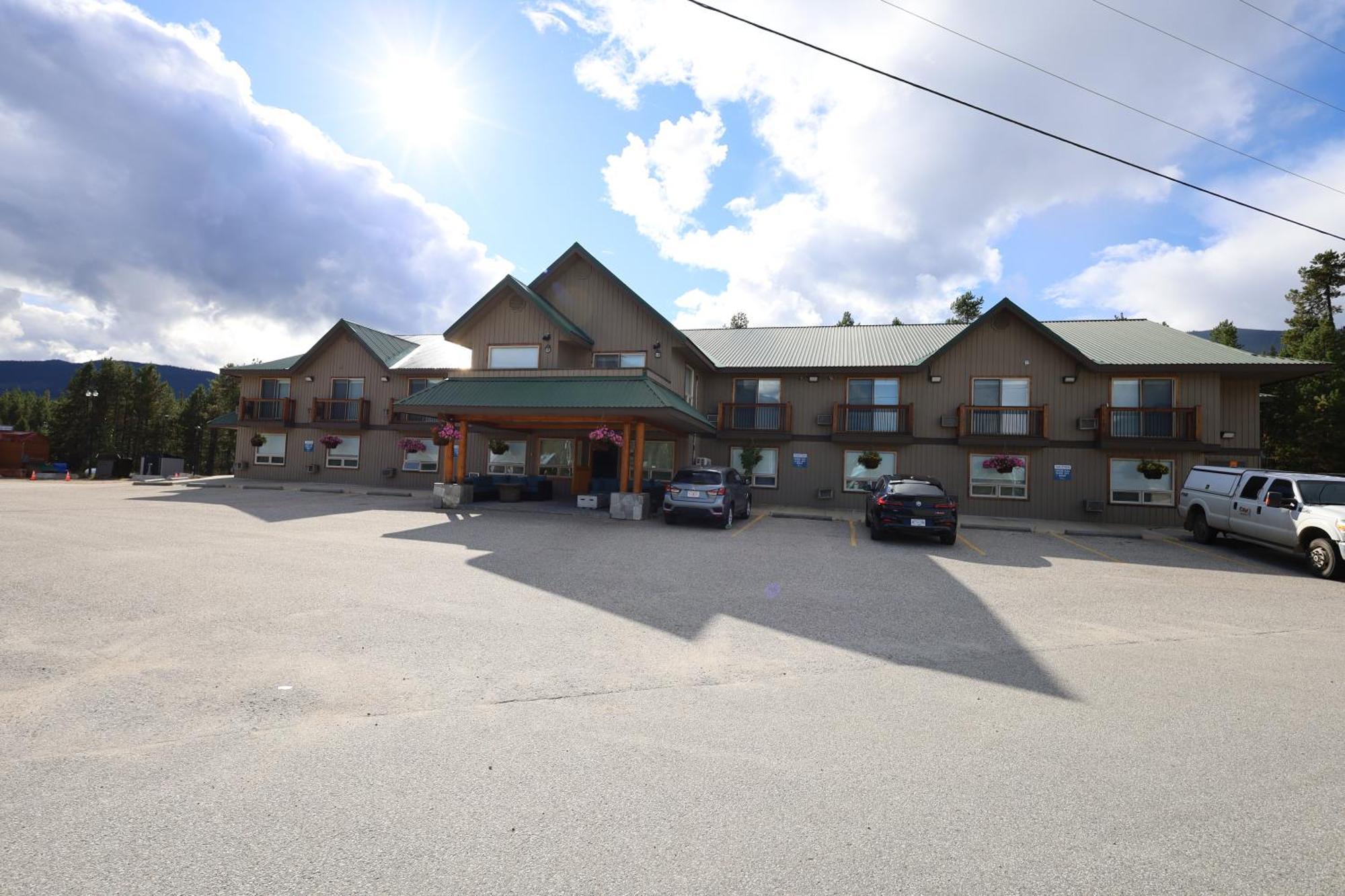 Glacier Mountain Lodge Blue River Eksteriør bilde